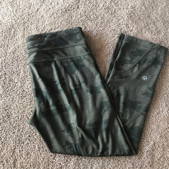 lululemon athletica Pants - LULULEMON Inspire Crop Leggings